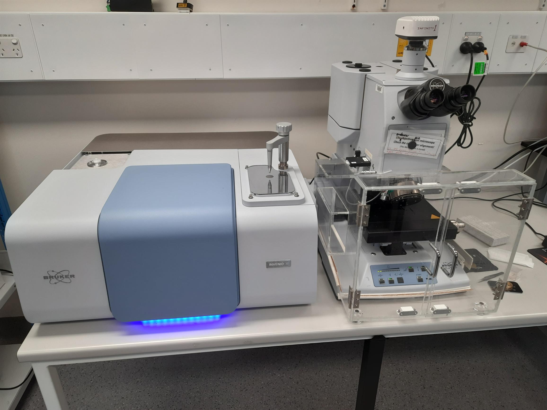 FTIR Spectrometer and microscope