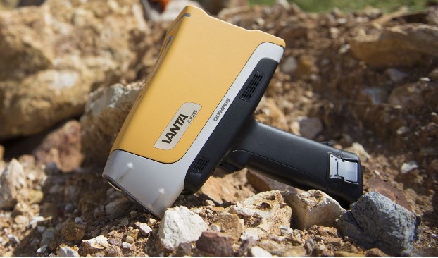 Vanta M portable X-ray Fluorescence Analyzer