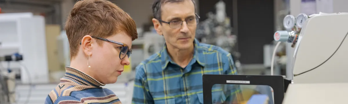 Dr Laura Otter, Research School of Earth Science, ANU at the Sensitive High Resolution Ion MicroProbe (SHRIMP) Lab at ANU Research School of Earth Sciences
