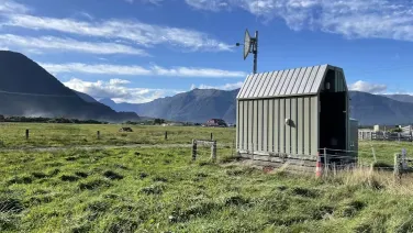 A fibre-optic communications hut in Haast near the Alpine Fault. Meghan Miller, CC BY-ND